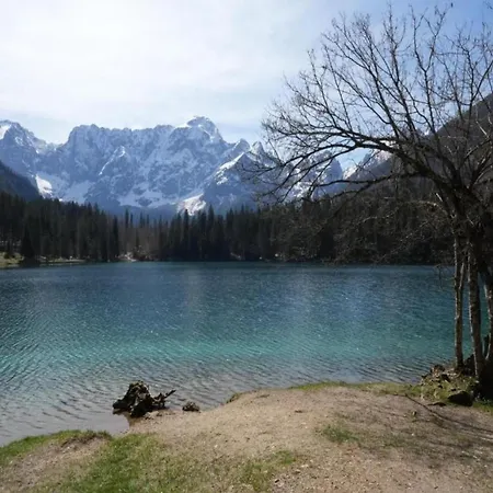 In With Views Tatil Evi Verbania